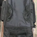 Photo 4: Plain ventilated kit bag, ventilation mesh